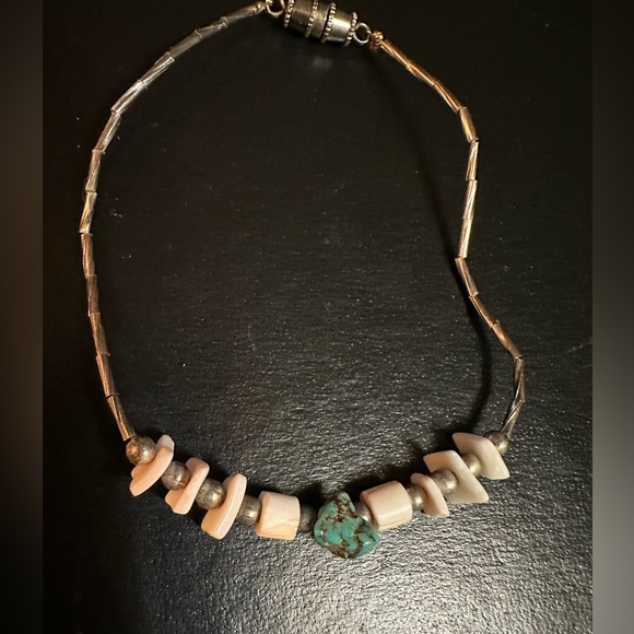 Vintage Silver, White Shell & Turquoise Bracelet - Picture 2 of 7